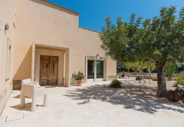 L’entrata – Villa Majoli