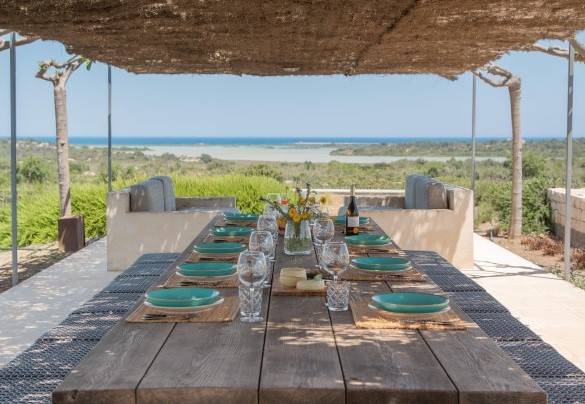 Zona pranzo al fresco – Villa Majoli