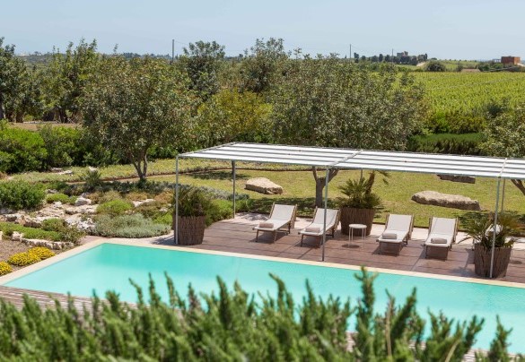 La zona psicina – Villa Majoli