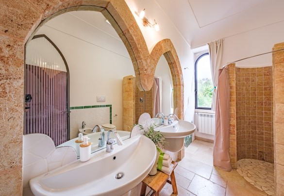 Bathroom with shower no. 2   - Villa Manco