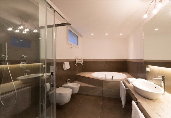 Bathroom "en suite" N° 1 - VILLA MANDARA 