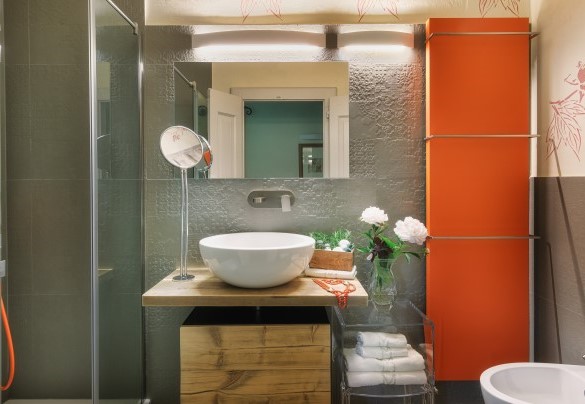 Bagno n. 1 con doccia en-suite con camera 1 - Villa Metelliano