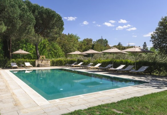 La piscina della proprietà ad uso esclusivo - Villa Metelliano