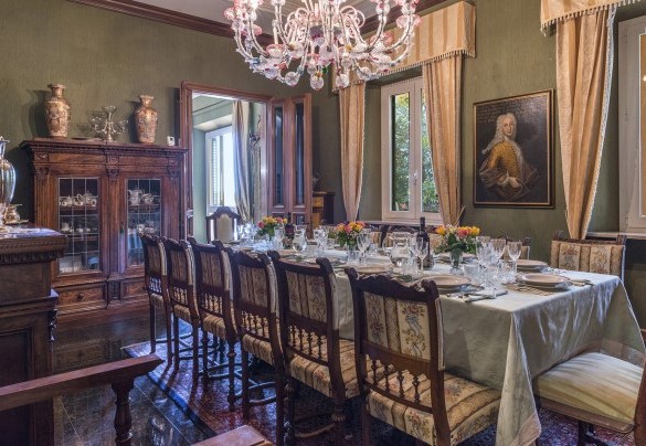 Sala da pranzo al piano terra - Villa Michelangelo