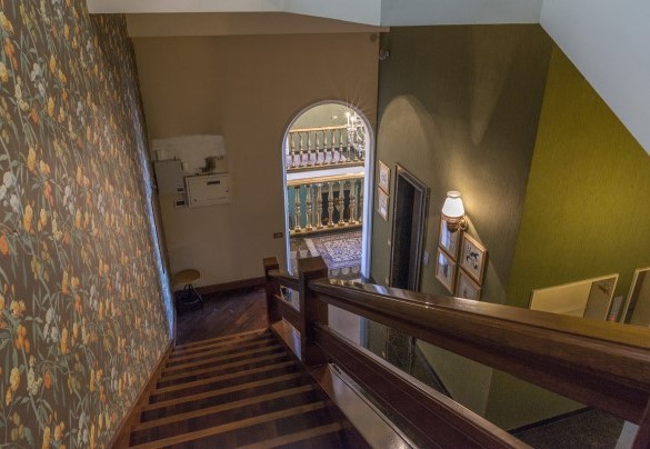 Scale per il secondo piano - Villa Michelangelo 