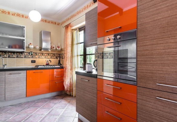 The modern kitchen on the upper floor - Villa Miki