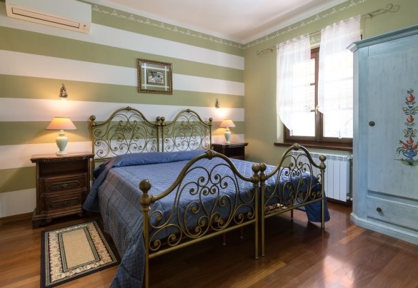The double bedroom with divisible bed on the upper floor - Villa Miki