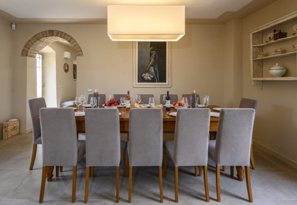 La sala da pranzo vicino all’ingresso principale della villa – Villa Monnalisa