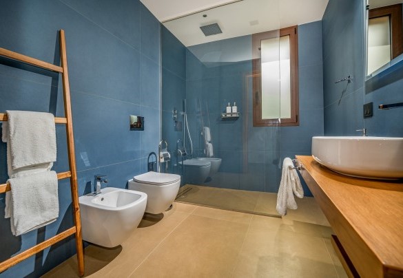 Il bagno ensuite con doccia n. 5 al primo piano - Villa Mulberry 