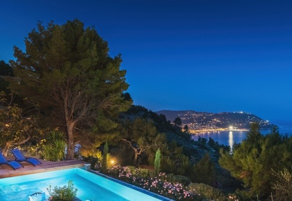 Il panorama mozzafiato apprezzabile dalla villa - Villa Nel Blu