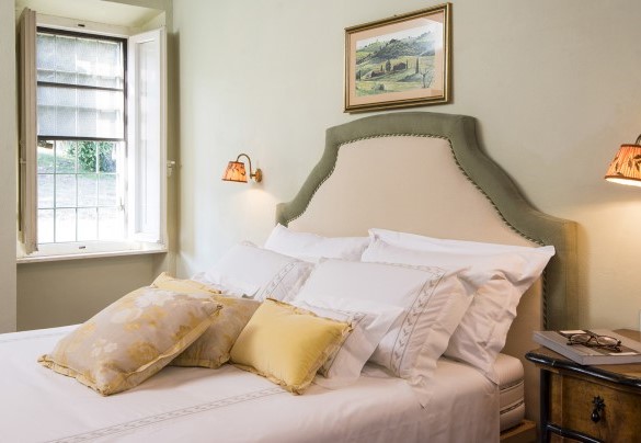 Double bedroom with private bathroom on the first floor – Villa Nicola