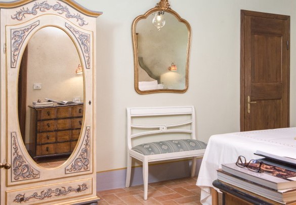Double bedroom with private bathroom on the first floor – Villa Nicola