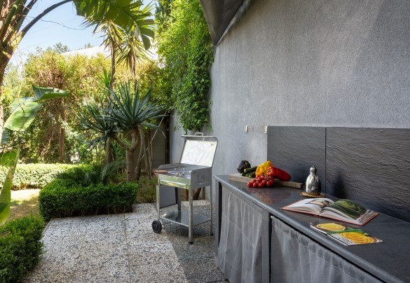 La cucina esterna con bbq - Villa Night and Day