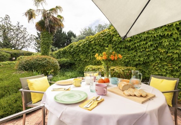 Il retro della villa è perfetto per pranzi all'aperto - Villa Ninfeo