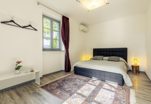 La camera da letto matrimoniale con bagno en-suite - Villa Ninfeo