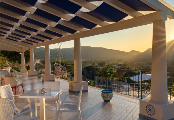 La meravigliosa terrazza al tramonto - Villa Olimpia