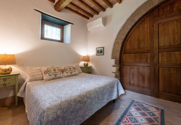 Double bedroom no.3 connecting to bedroom no.2 - Villa Palazzolo