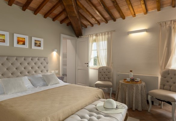 Camera matrimoniale con bagno con doccia en suite al primo piano - Villa Panorama