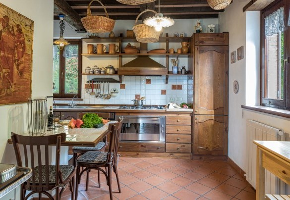 Bright and well-equipped kitchen - Villa Paola