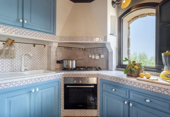 La cucina in casa principale - Villa Passulunara	