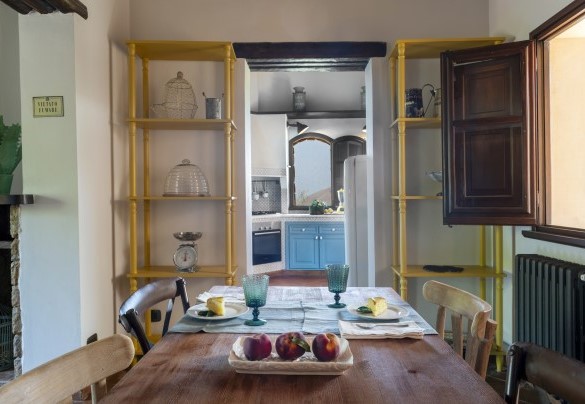 La cucina vivibile in casa principale  - Villa Passulunara	