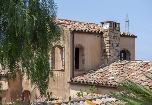 Una facciata della casa principale - Villa Passulunara	