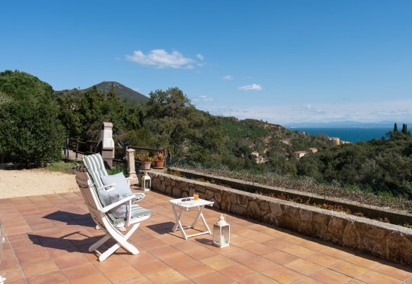 Vista sulle colline e sul mare - Villa Perelle 