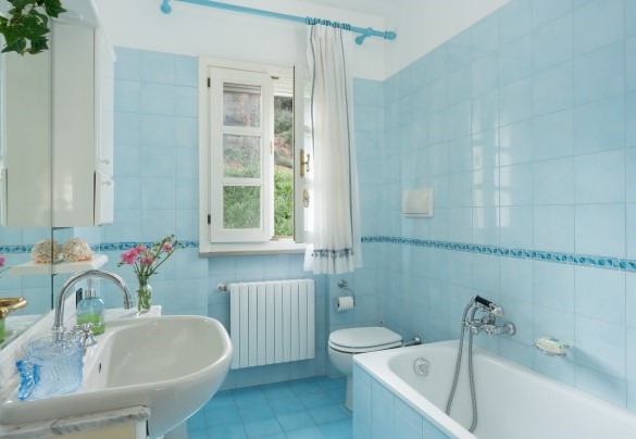 Bagno con vasca n. 4 - Villa Perelle 