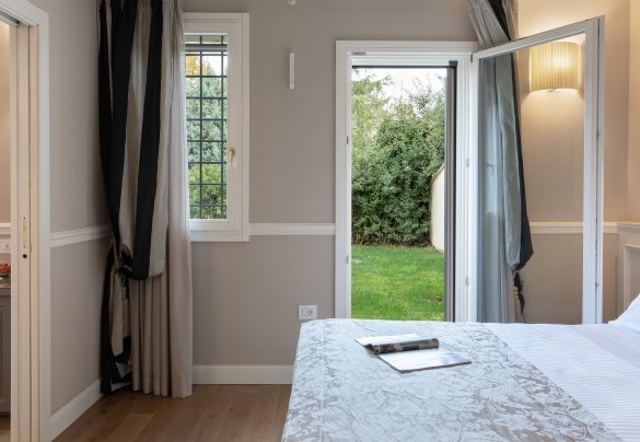 Double bedroom suite Avorio 1 – Villa Pergola 8