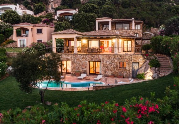 Villa immersa nel verde della Gallura – Villa Phoenix