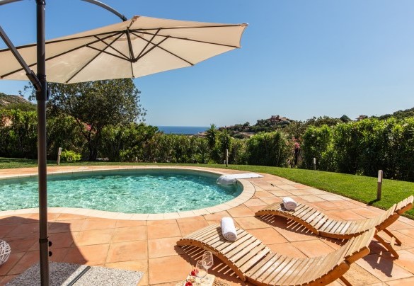 Piscina vista mare – Villa Phoenix