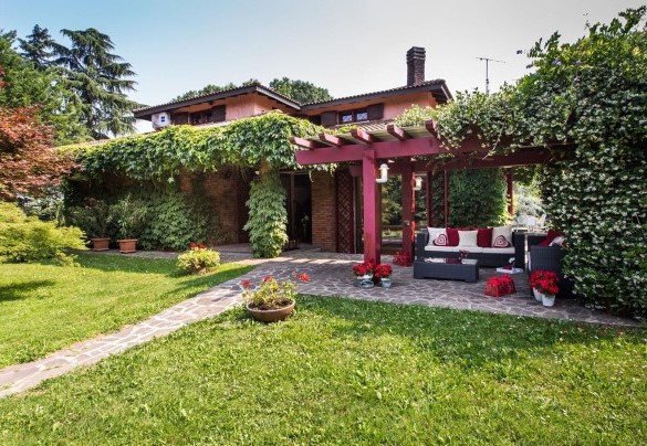 VILLA PINA