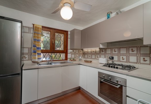 Cucina al piano terra - Villa Pitrizzina