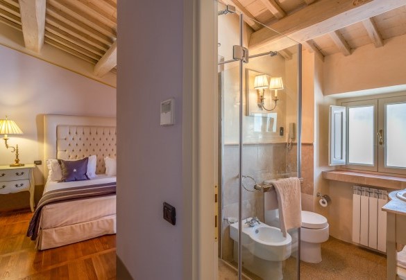 Camera matrimoniale n.13 con bagno en suite - Villa Ginevra