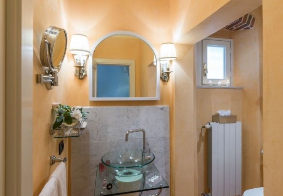 Bagno en suite con doccia n.1 al piano terra - Villa Ginevra
