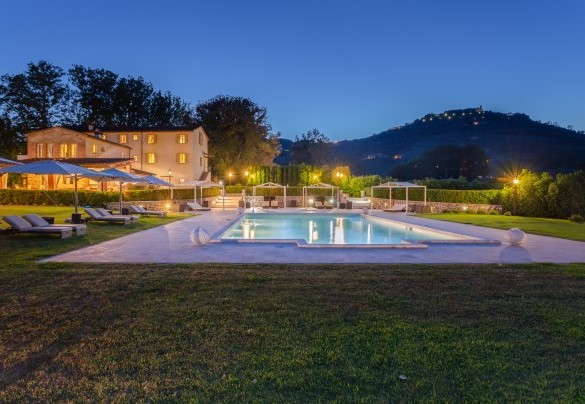 La proprietà in notturna - Villa Ginevra
