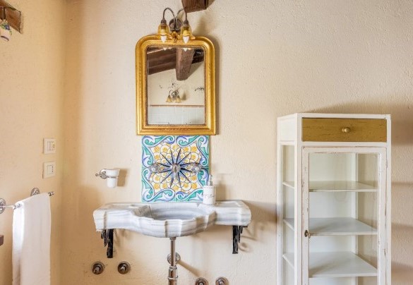 Bagno con doccia al piano terra – Villa Poderina