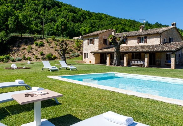 La splendida proprietà con piscina ad uso esclusivo - Villa Poderina