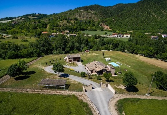 Veduta panoramica della villa – Villa Poderina