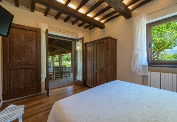 Camera matrimoniale al piano seminterrato – Villa Poderina