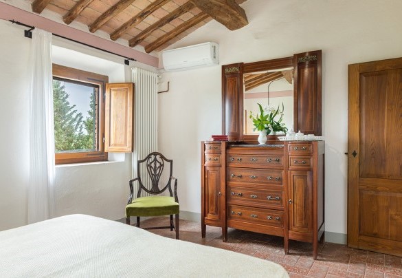Camera matrimoniale con letto divisibile al primo piano- Villa Poggio Bonelli