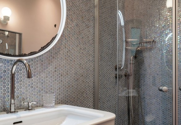 The first bathroom with shower - Villa Ponti