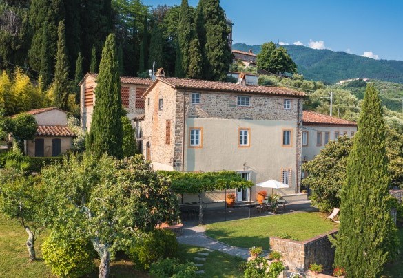 La casa in antichità era un villino da caccia - Villa Primo Sole  