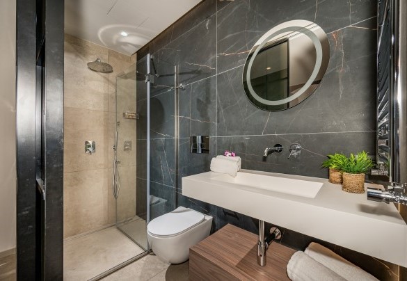 Bagno en suite con doccia n.2 - Villa Provenza