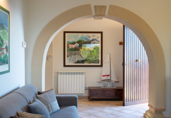 L’ingresso al piano terra – Villa Provenza