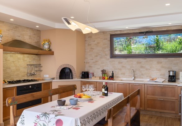 La cucina al piano terra – Villa Provenza