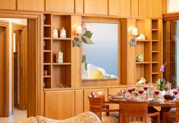 The  living with dining area - Villa Puntala