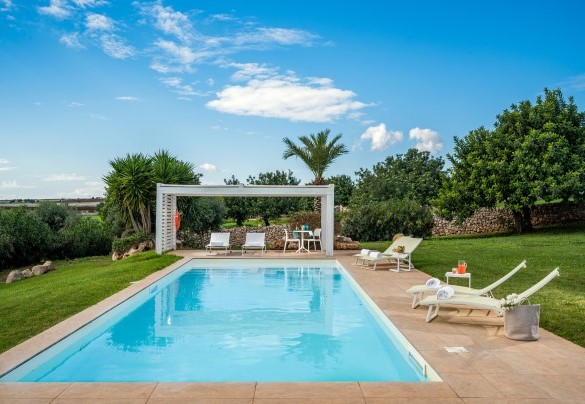 The pool area - Villa Ramunna