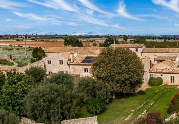 The villa is in a hamlet of only three homes - Villa Ramunna