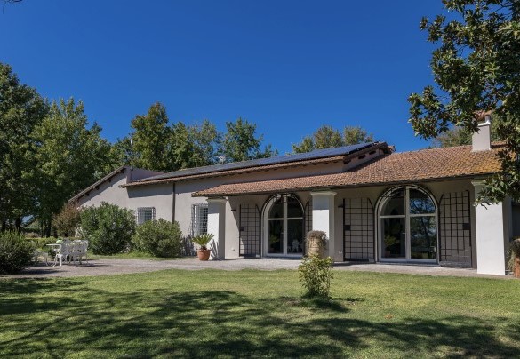 L’ingresso alla villa – Villa Rasena 